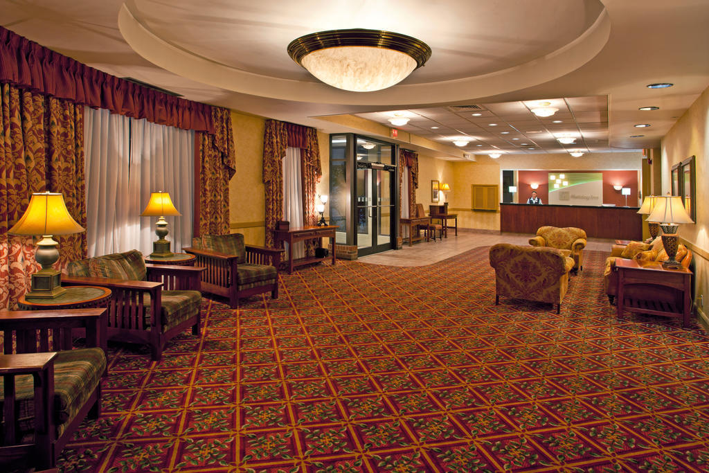 Ramada By Wyndham Beaver Falls Hotel Interieur foto