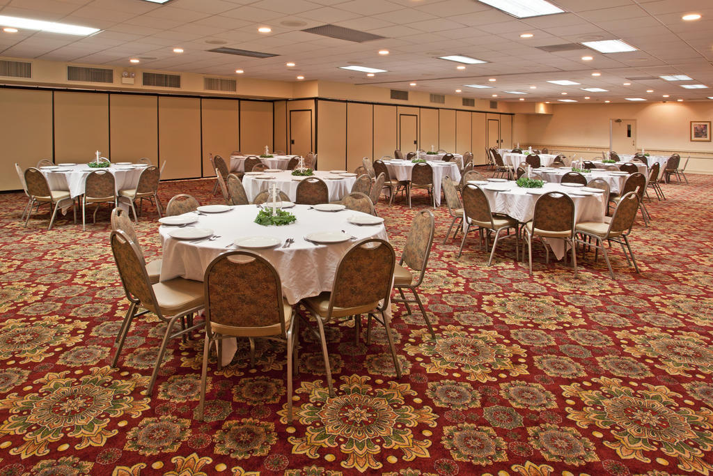 Ramada By Wyndham Beaver Falls Hotel Restaurant foto